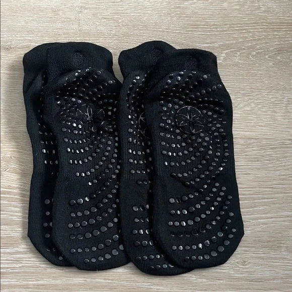 Gaiam yoga socks - Picture 1 of 1